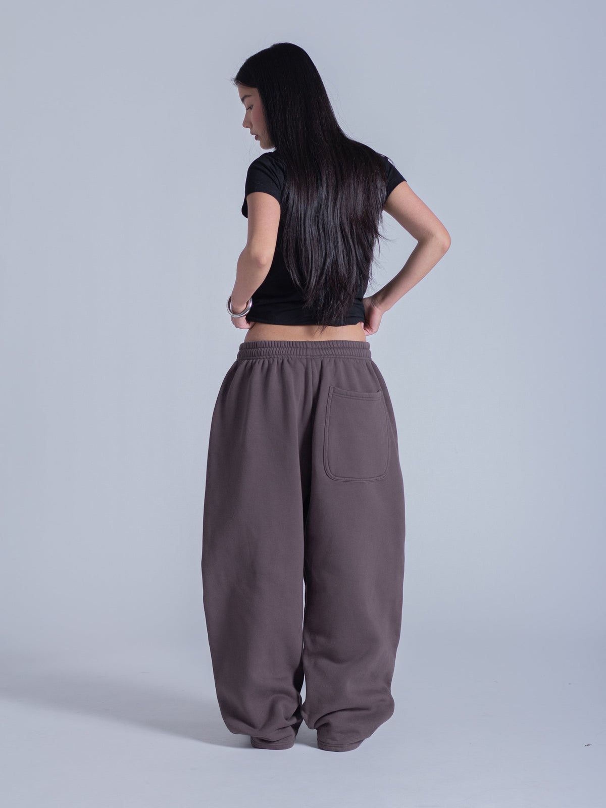 SIGNATURE STRAIGHT LEG SWEATPANTS - COCOA DUST
