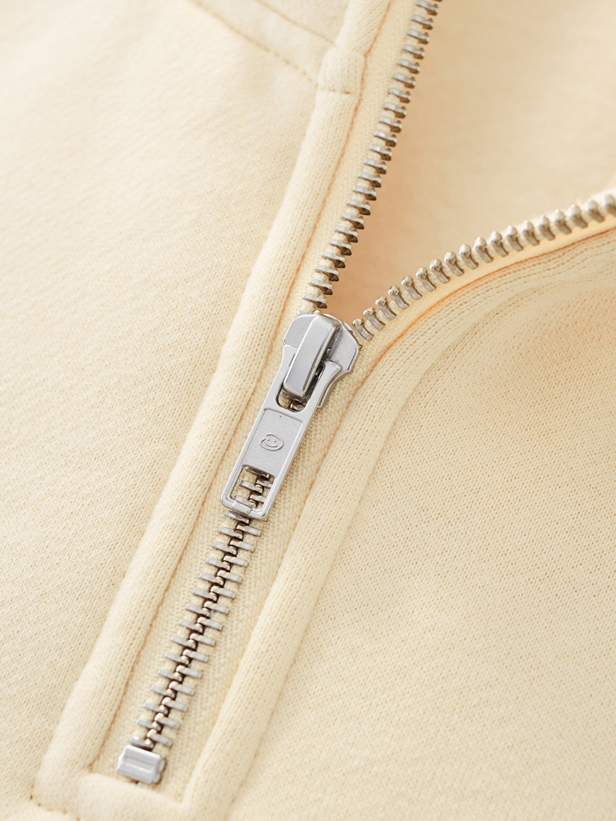 SIGNATURE BASIC QUARTER ZIP - CREAM