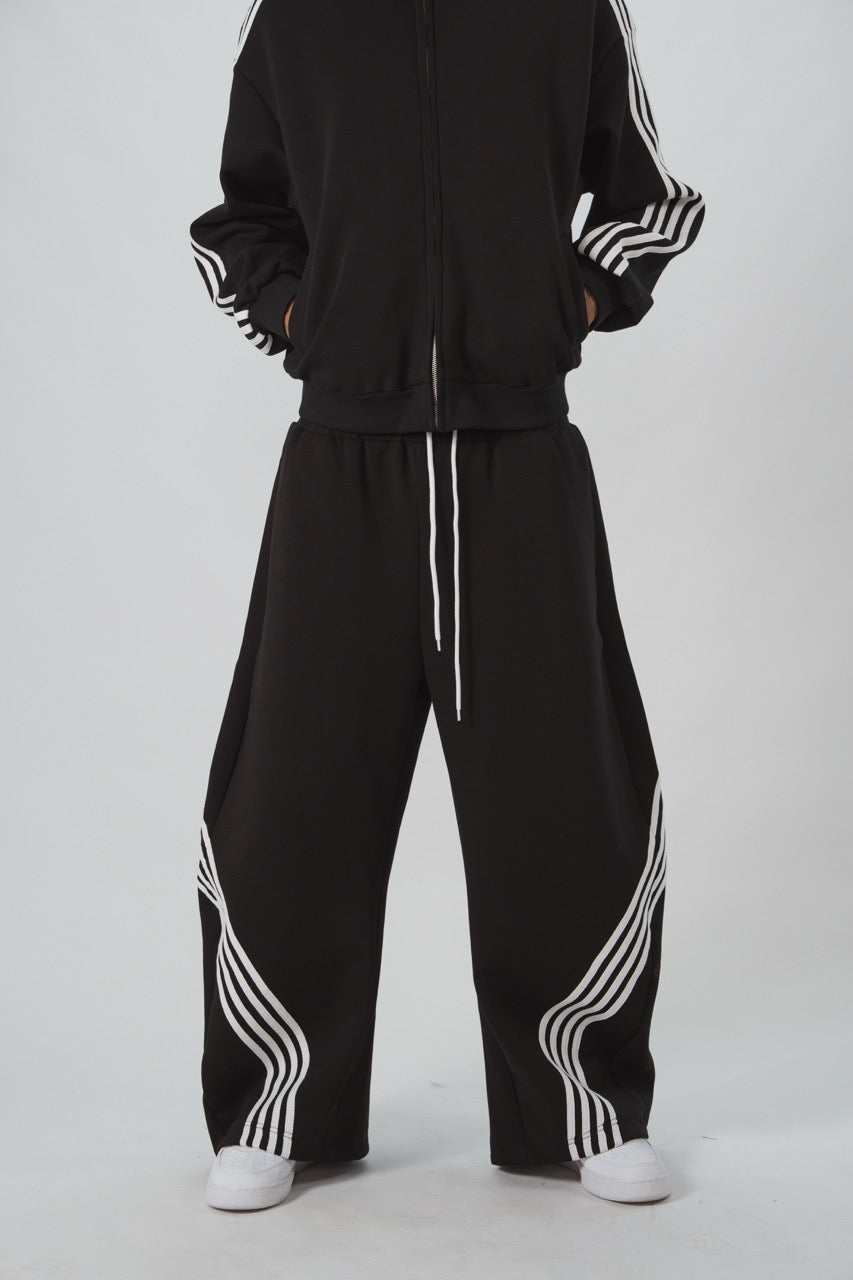 Scimitar Trackpants V2 - Black