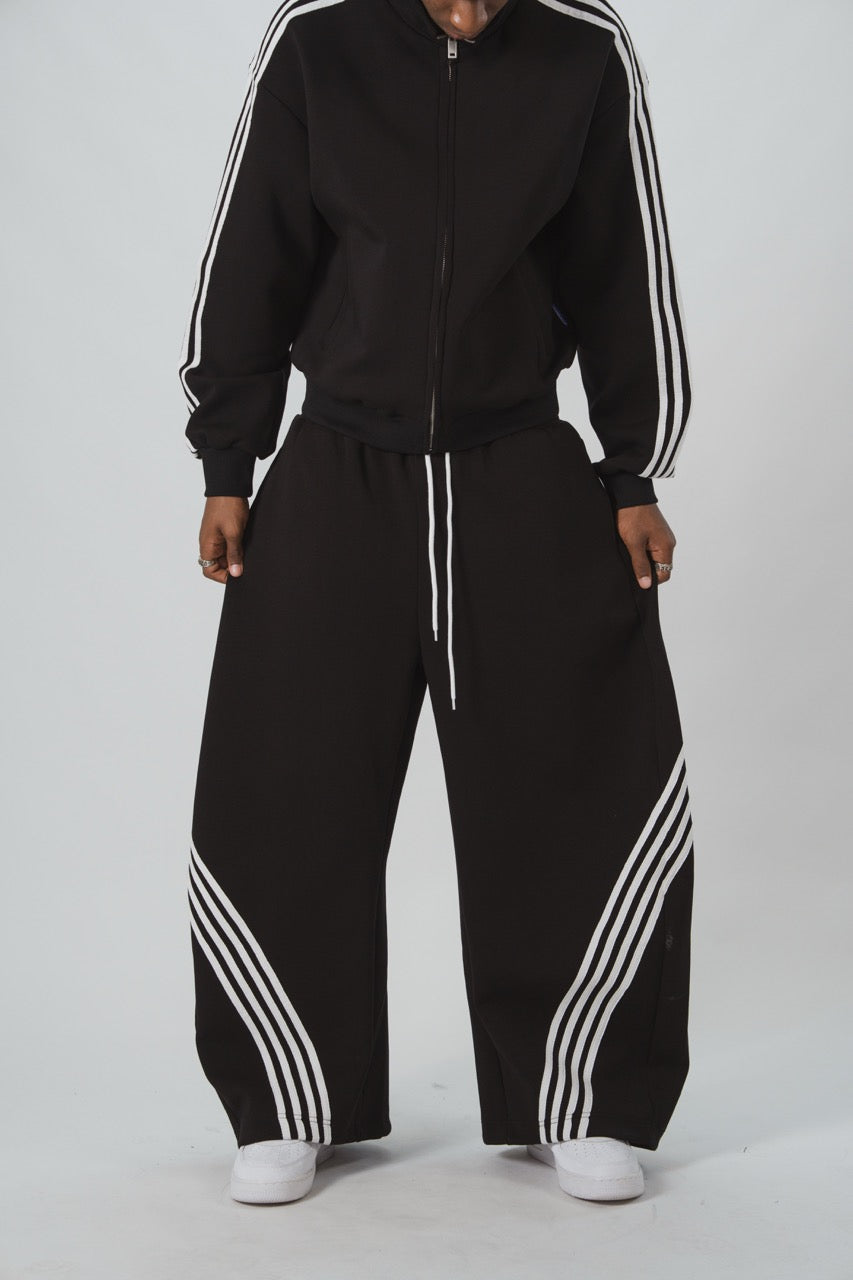 Scimitar Trackpants V2 - Black