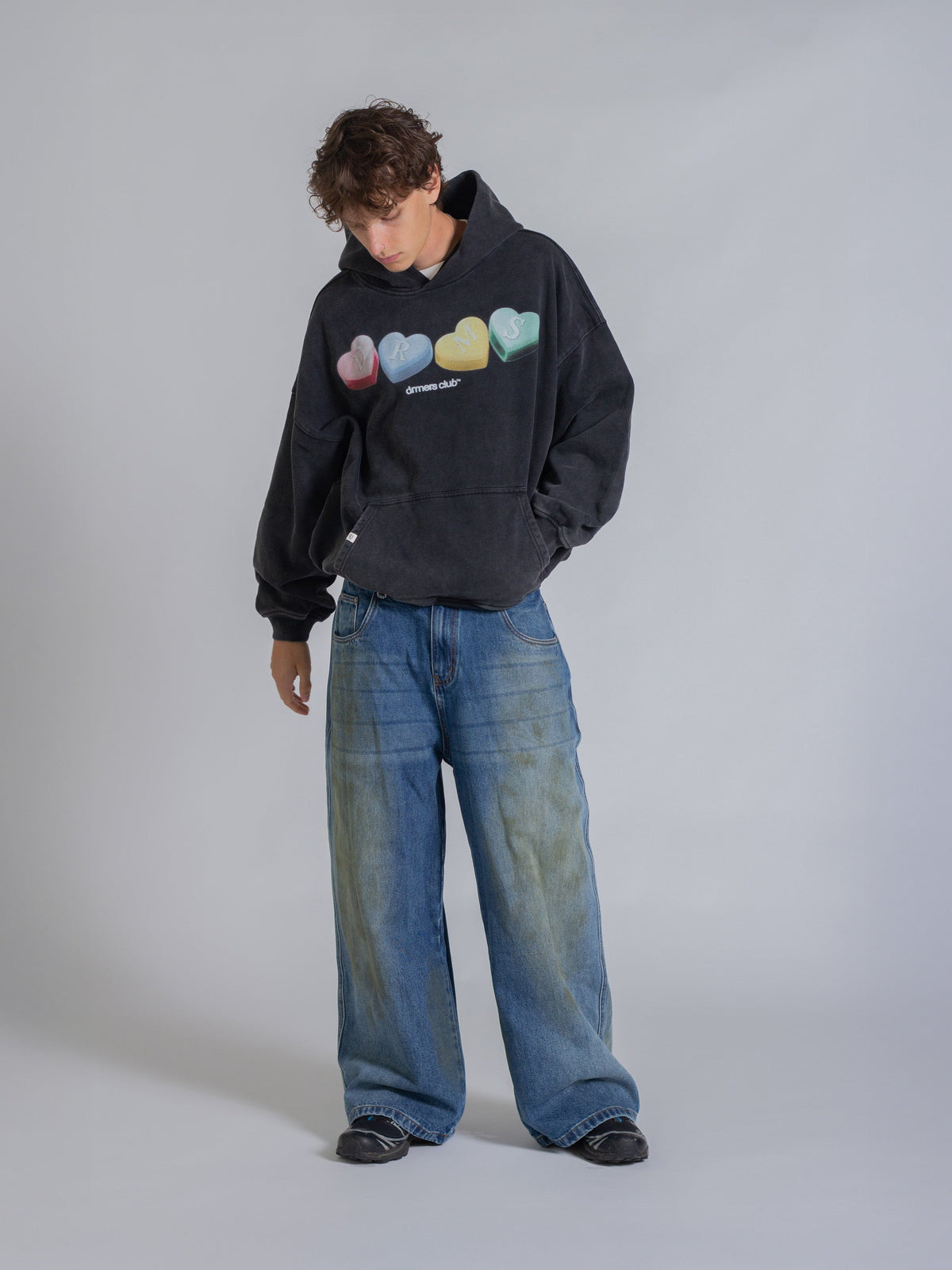 CANDY HEARTS HOODIE - VINTAGE BLACK