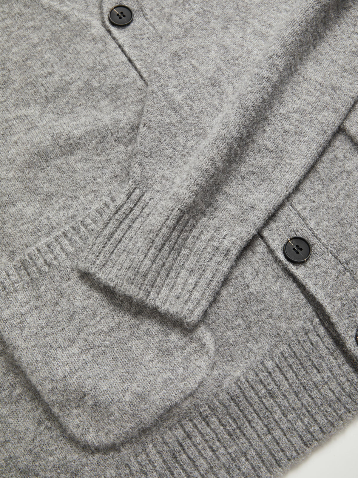 KNIT CARDIGAN - GREY
