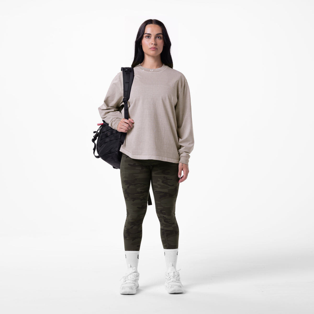 0851. Tech Essential™ Relaxed Long Sleeve - Faded Chai