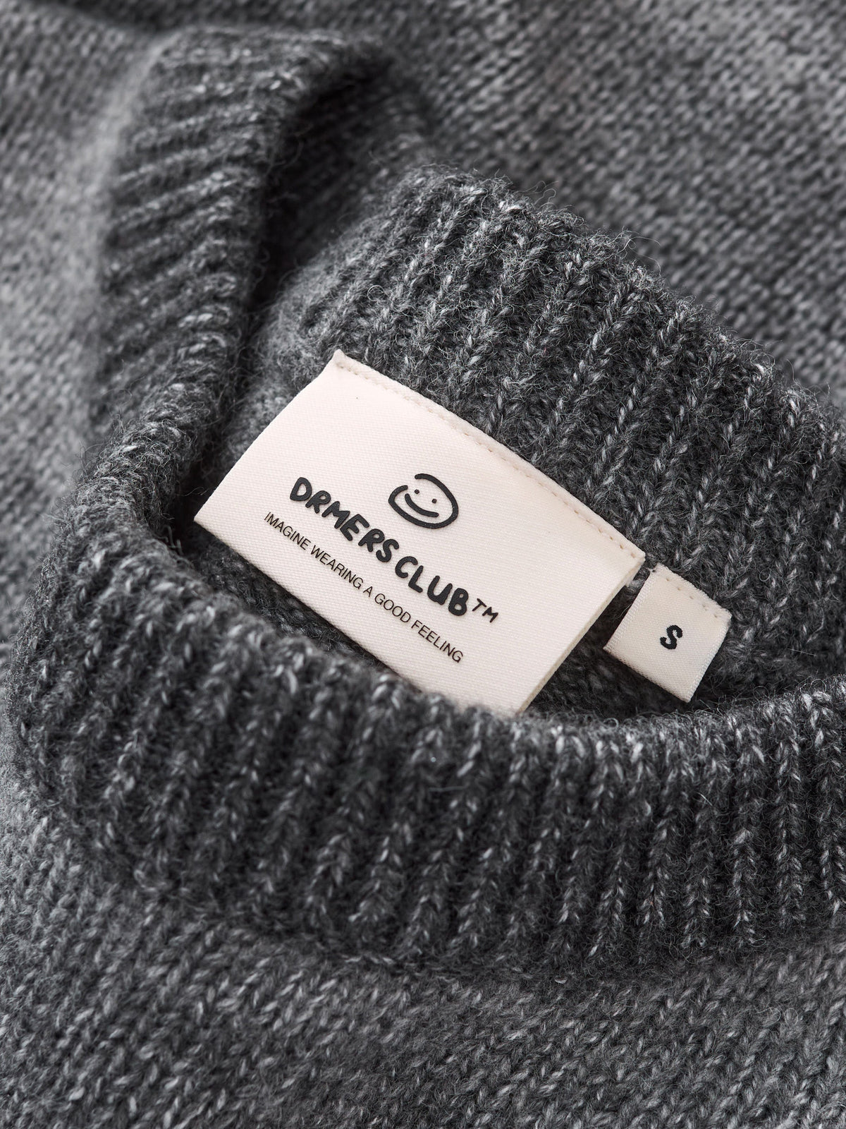 GRADIENT KNIT - SOFT SMOKE