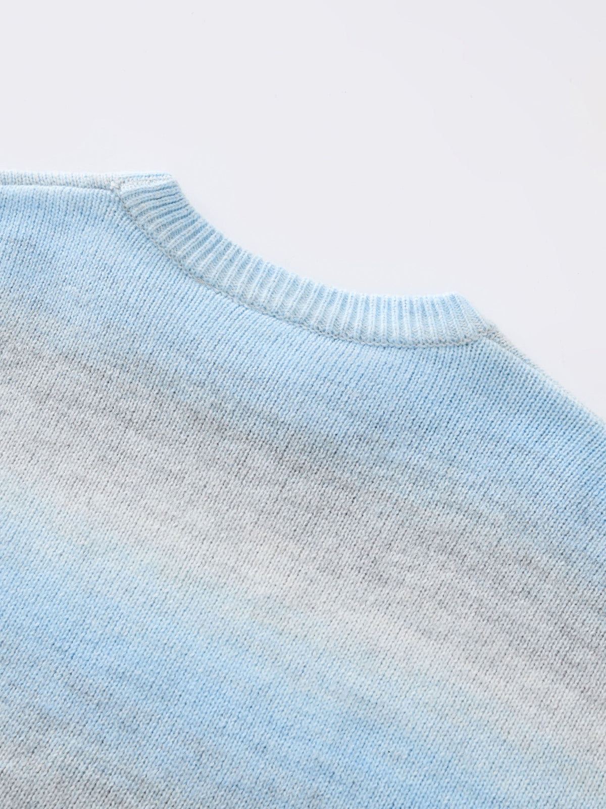 GRADIENT KNIT - BLUE MIST