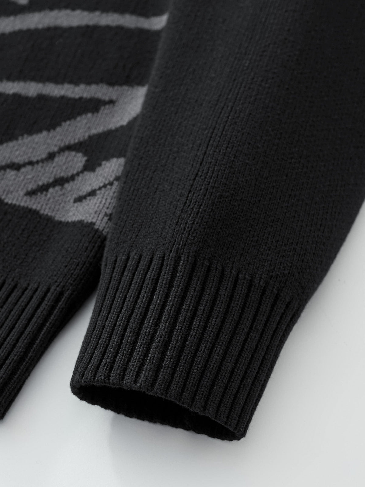 CURSIVE TEXT KNIT - BLACK