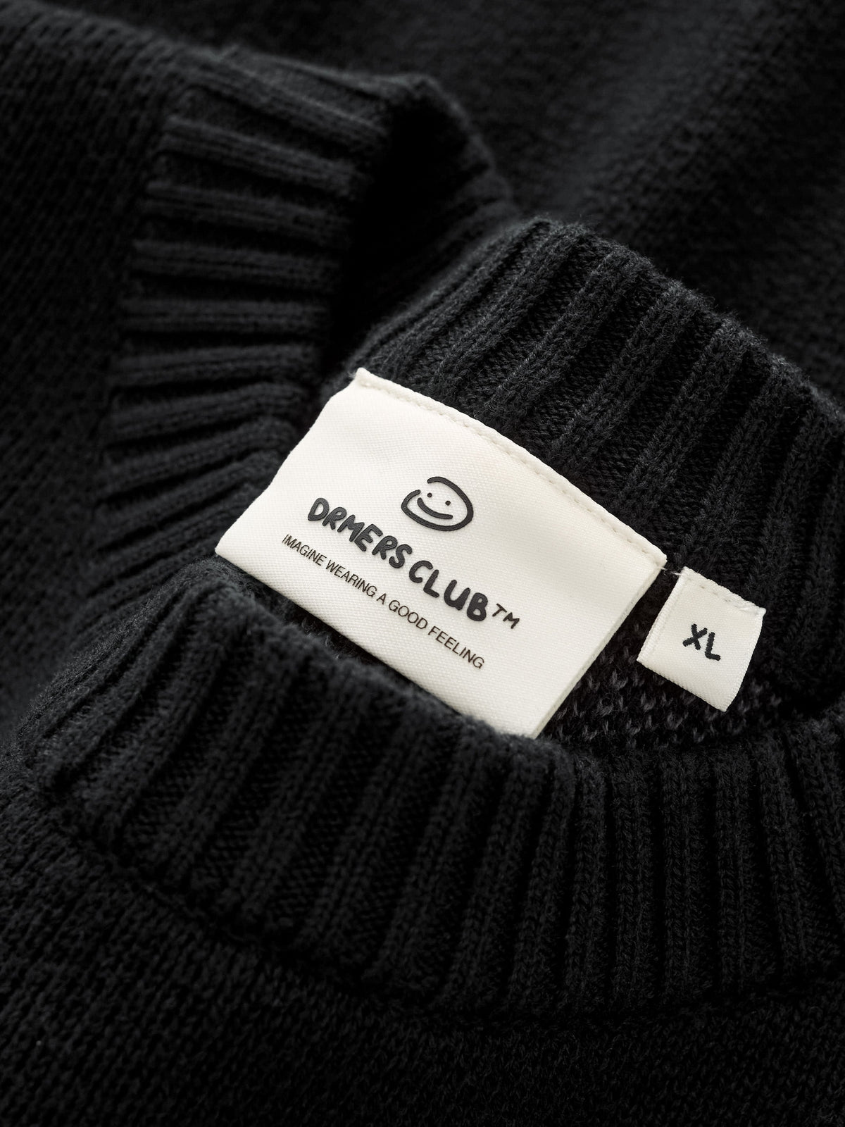 CURSIVE TEXT KNIT - BLACK