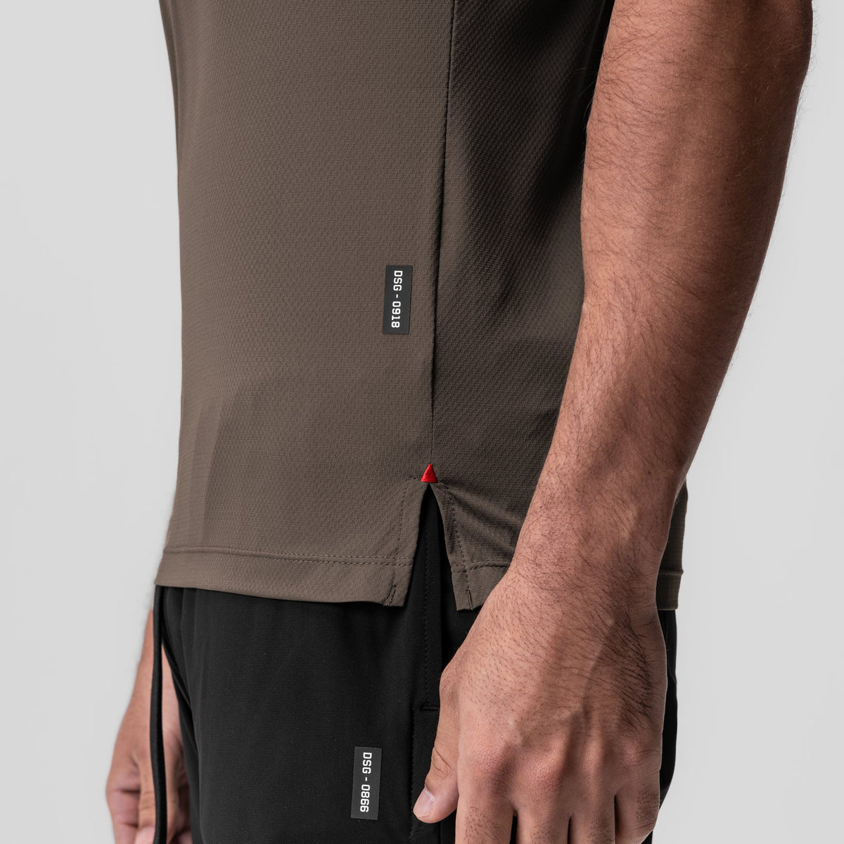0918. AeroSilver® Fitted Tee - Deep Taupe