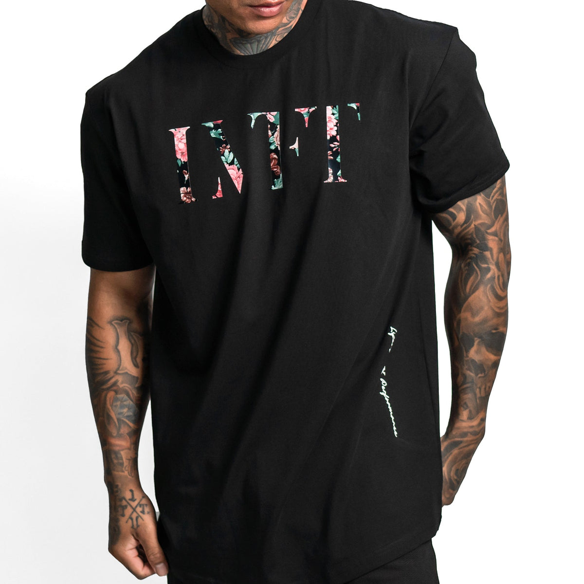 Echo Noir Scallop Tee - Black