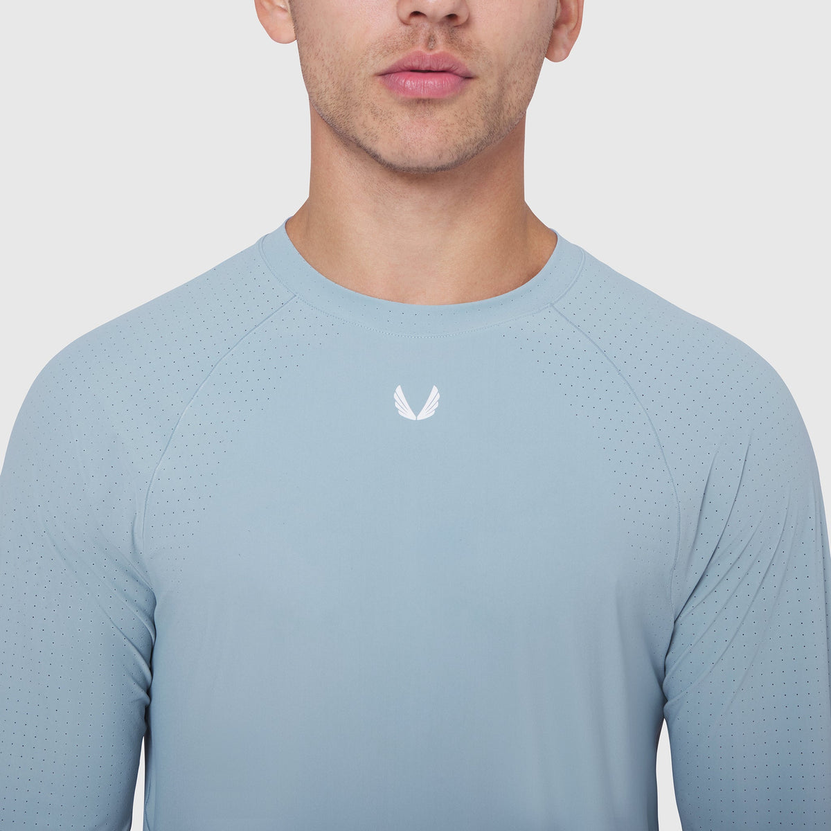 0947. Laser-Vent™ Established Long Sleeve - Light Sky