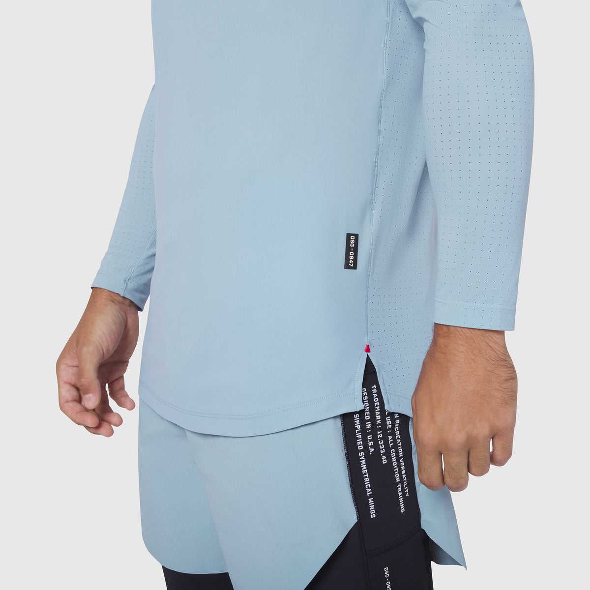 0947. Laser-Vent™ Established Long Sleeve - Light Sky