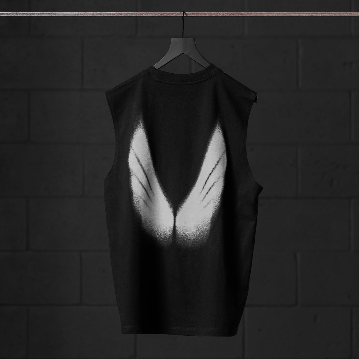 0807. Tech Essential™ Relaxed Cutoff - Black "Signal Lost"