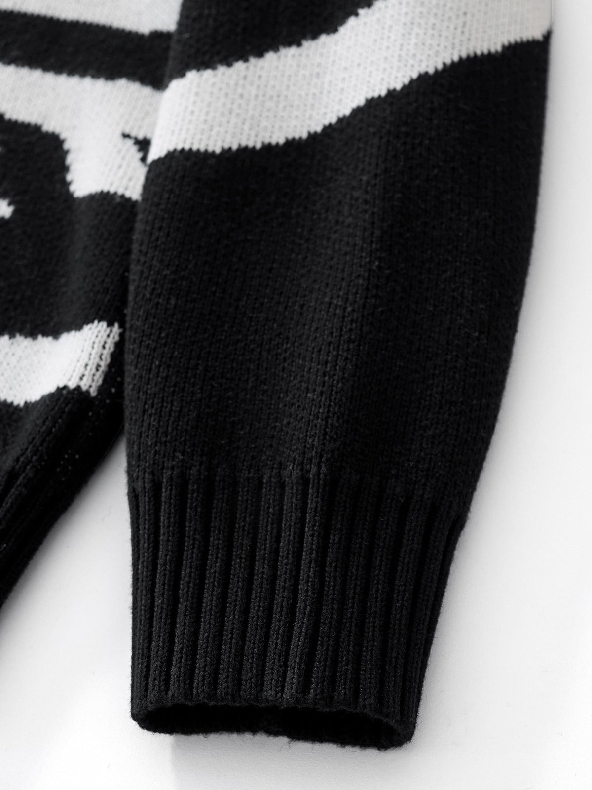 TRIPLE SMILEY KNIT - BLACK