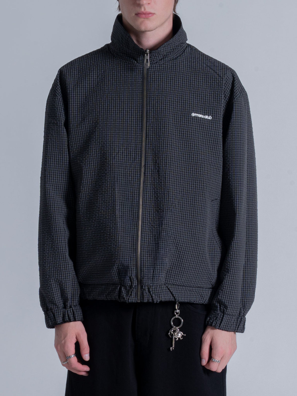 IN-BETWEEN REVERSIBLE JACKET - BLACK