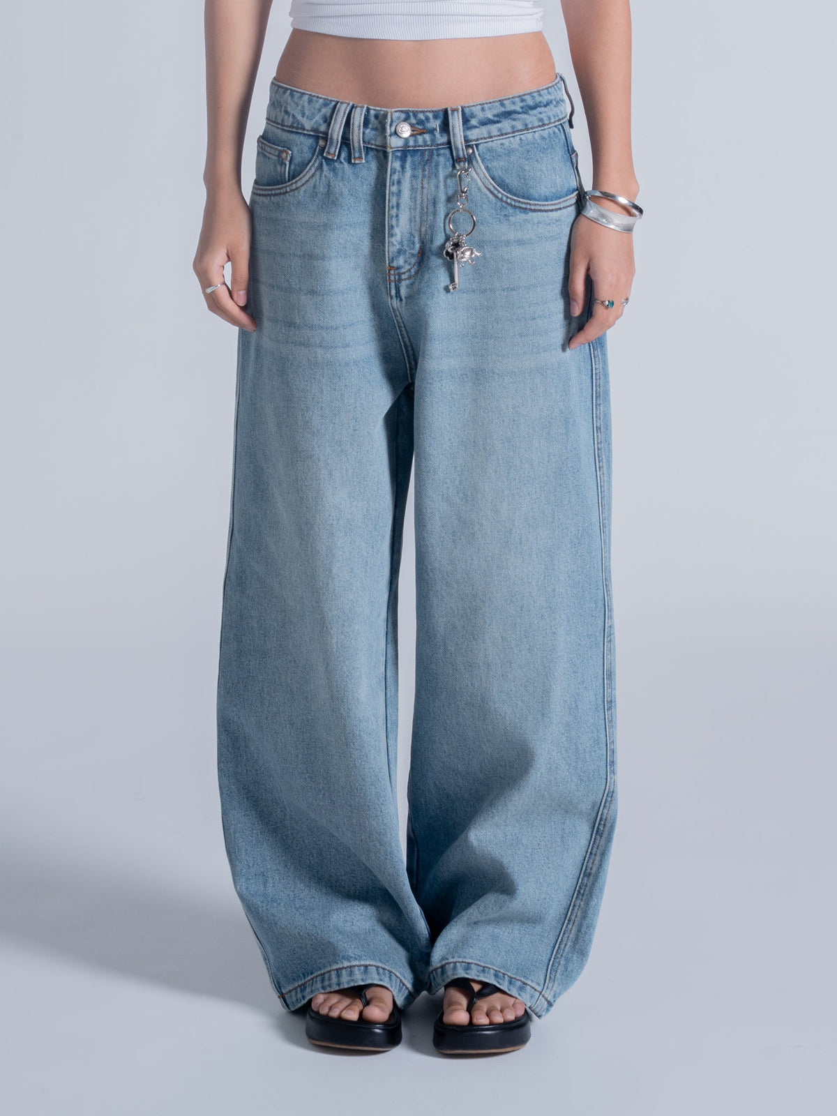 EVERYDAY LOOSE FIT JEANS - CLASSIC BLUE