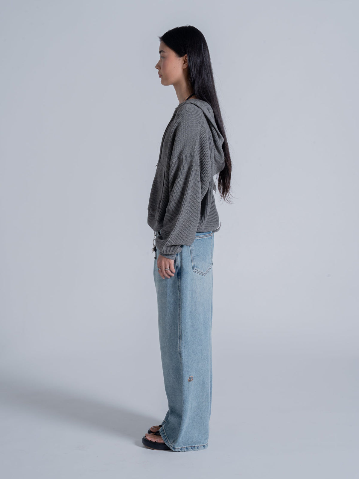 SMILEY KNITTED ZIP - DARK HEATHER GREY