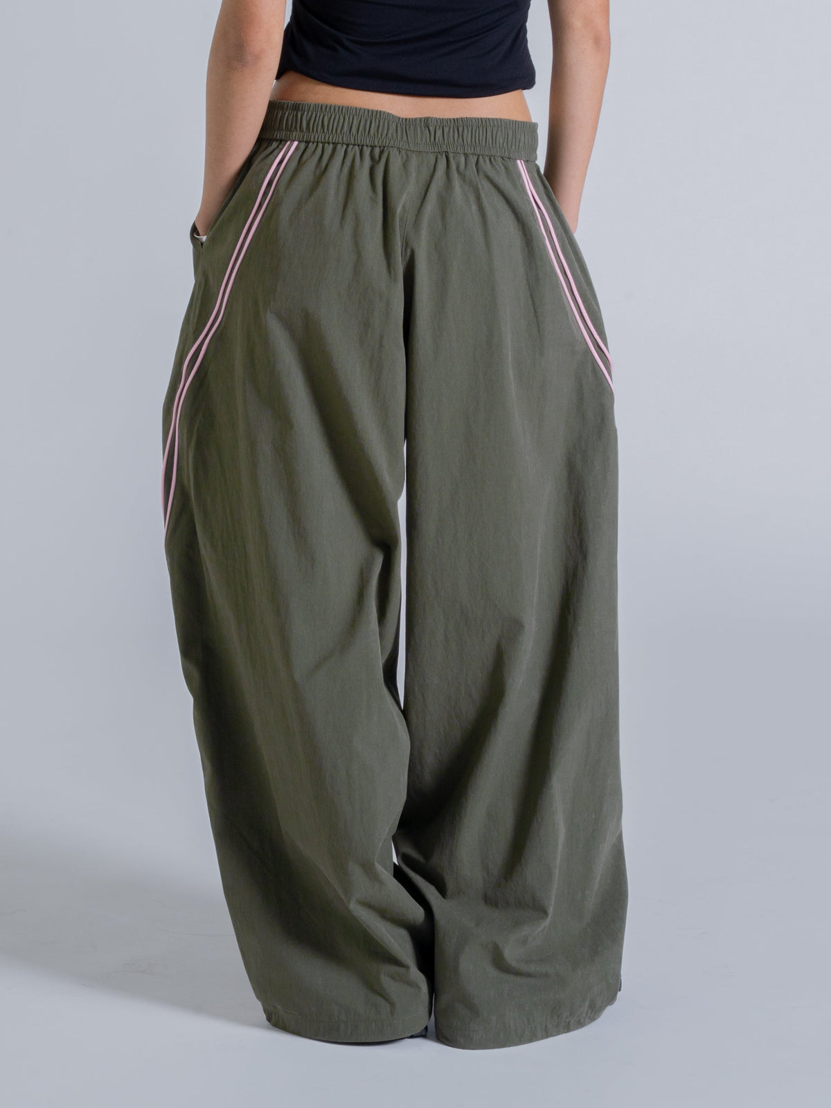 WAVY TRACK PANT - OLIVE GREEN