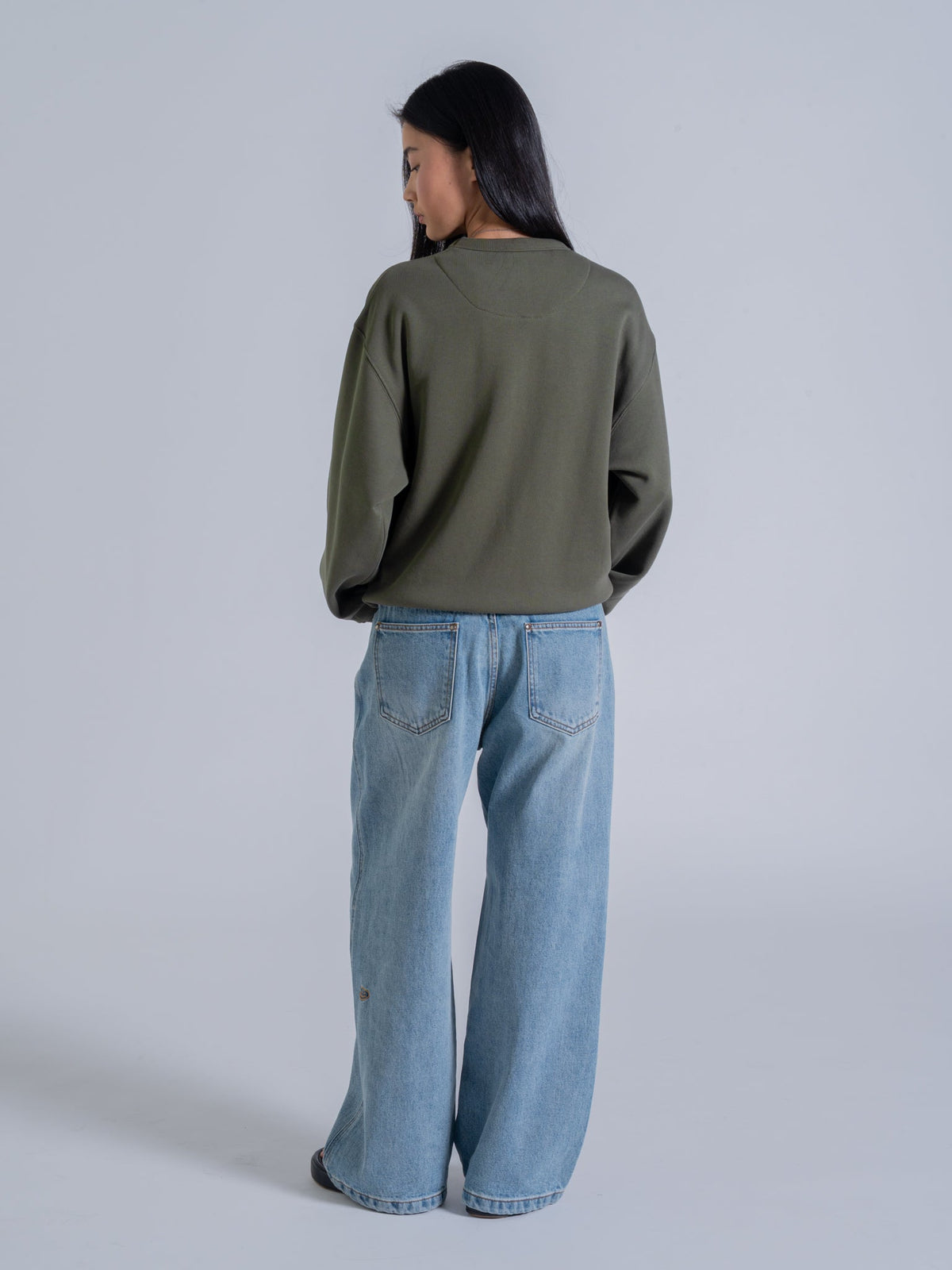 MIRRORED DRMERS CREWNECK - OLIVE GREEN