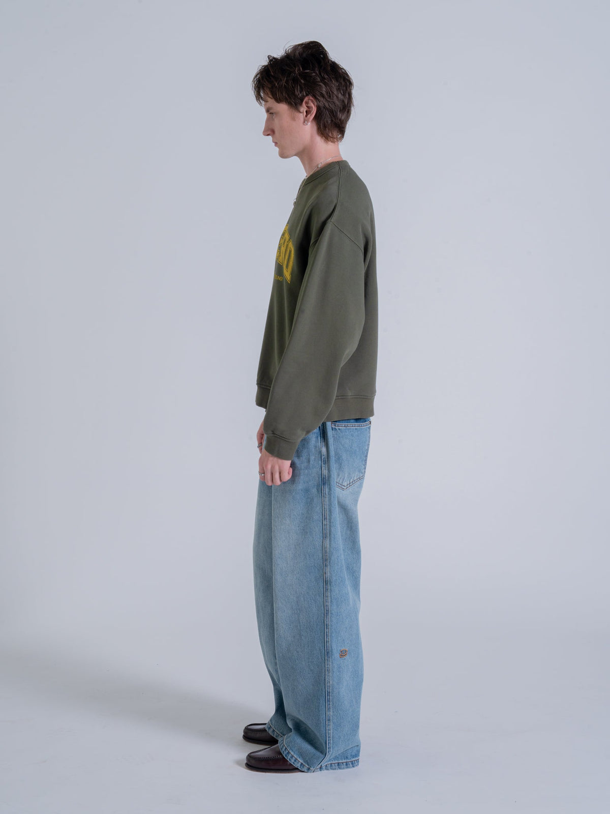 MIRRORED DRMERS CREWNECK - OLIVE GREEN