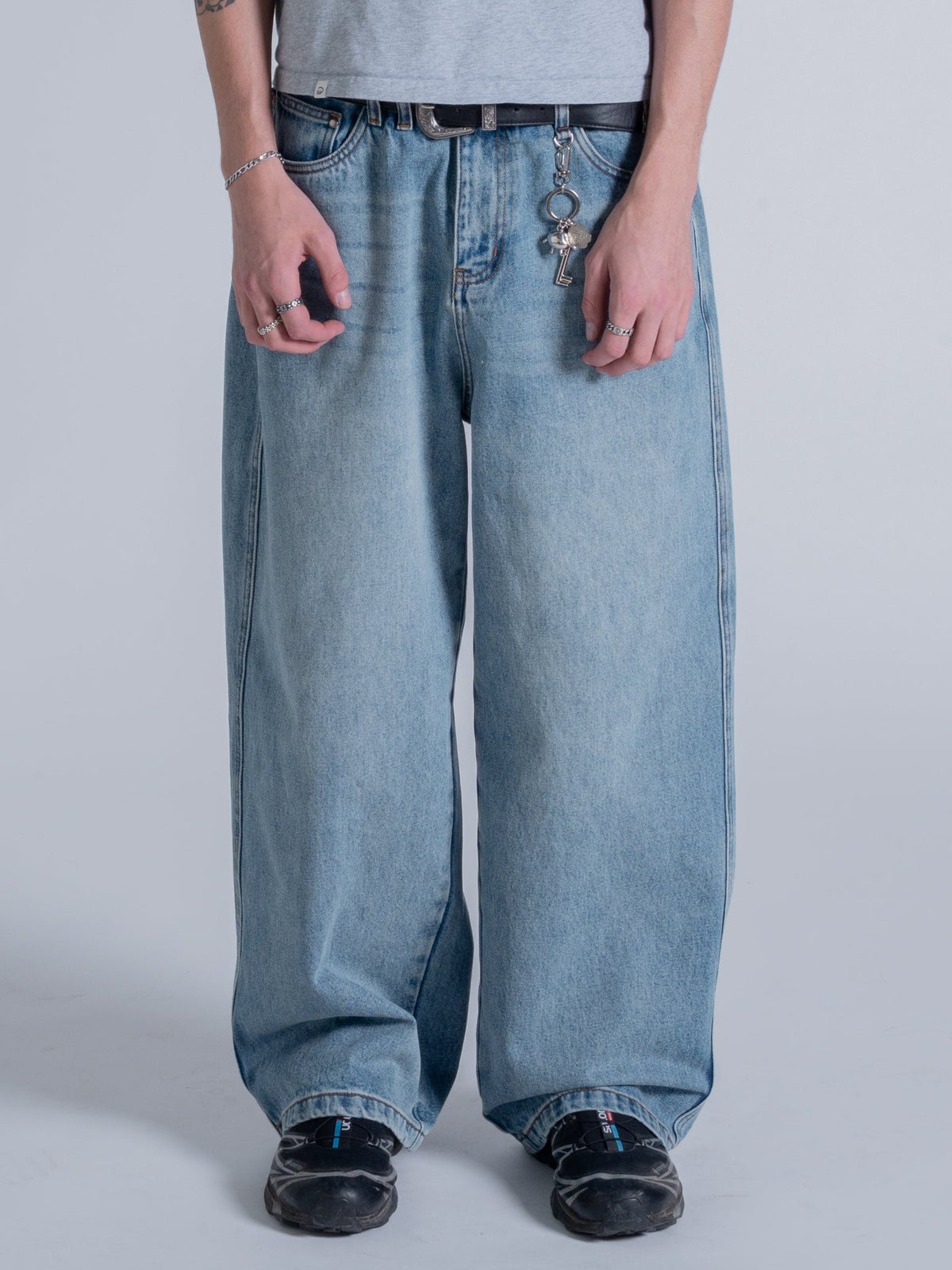 EVERYDAY LOOSE FIT JEANS - CLASSIC BLUE