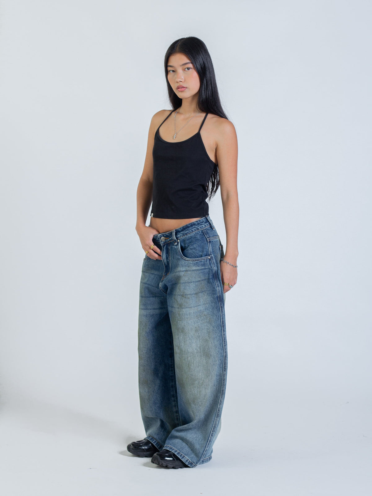 MUD STAINED JEANS - DARK BLUE