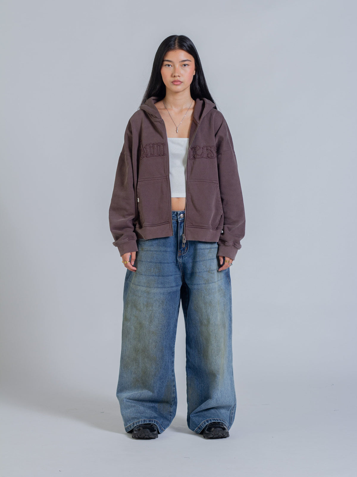DISTRESSED LOGO ZIP UP - BROWN