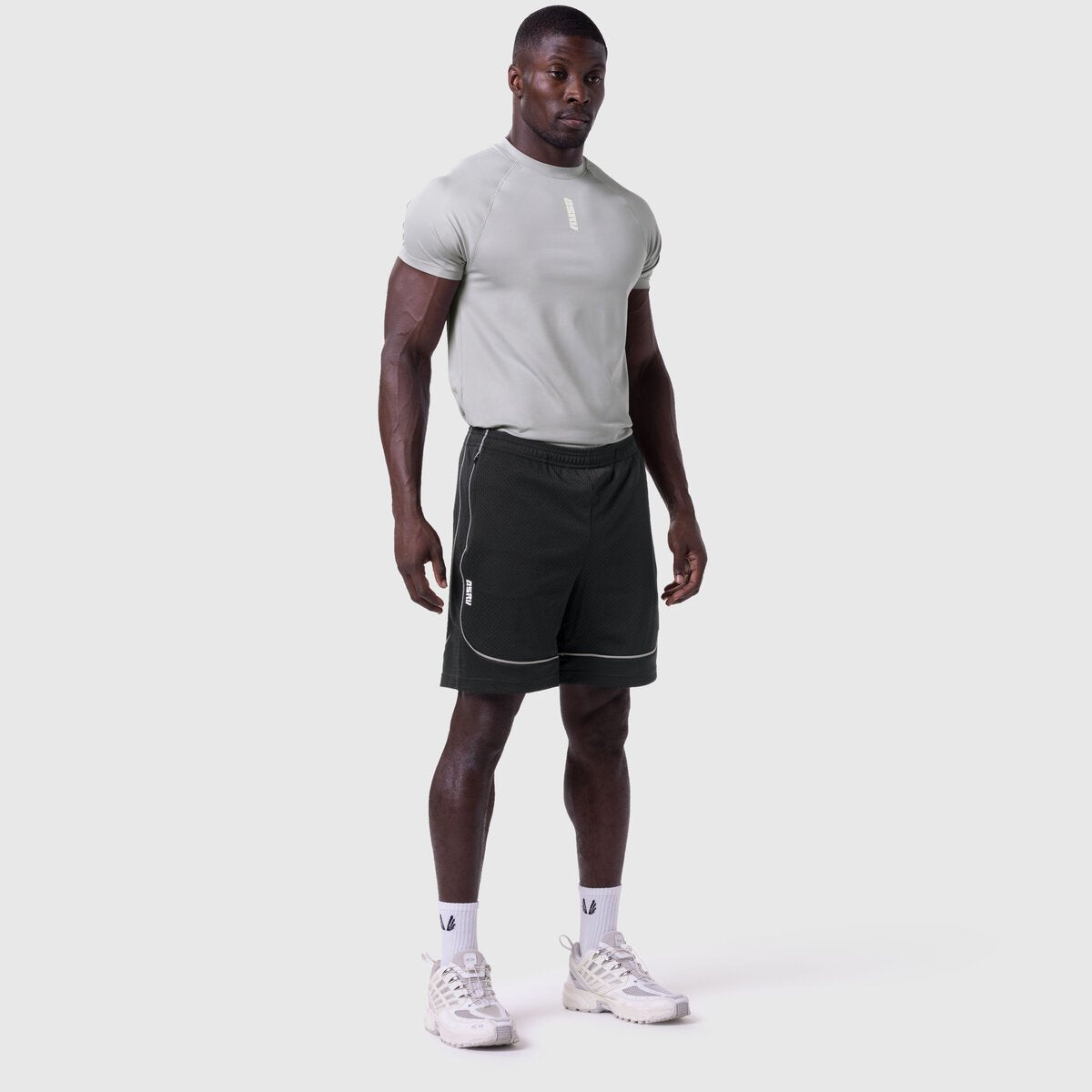 1118. Ion-Mesh™ Modal Liner Short - Black