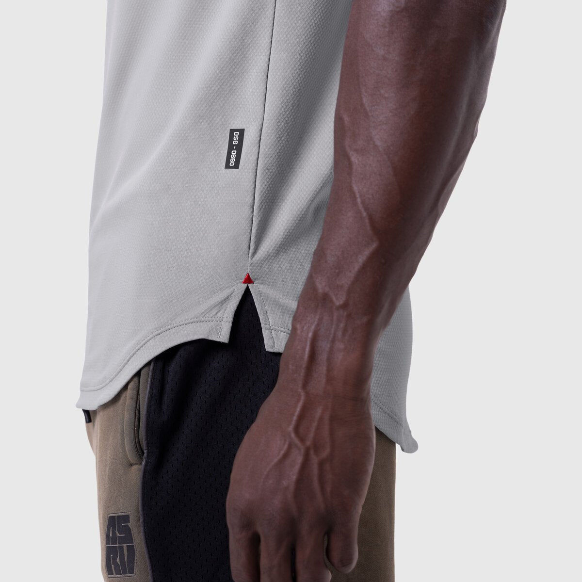0660. AeroSilver® Established Tee - Slate Grey "Blade"