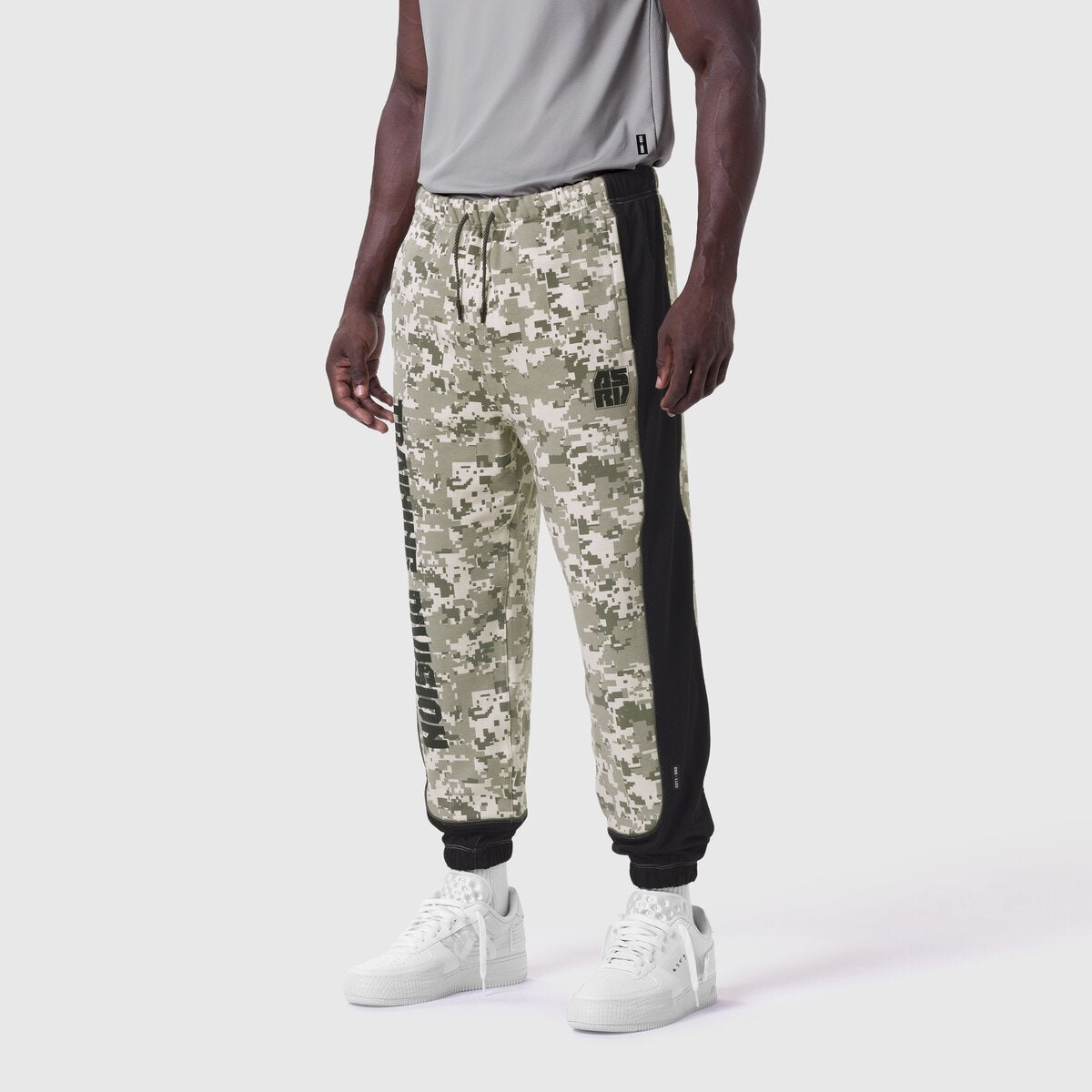 1120. Tech-Terry™ Mesh Panel Sweats - Digital Camo "Blade TD"