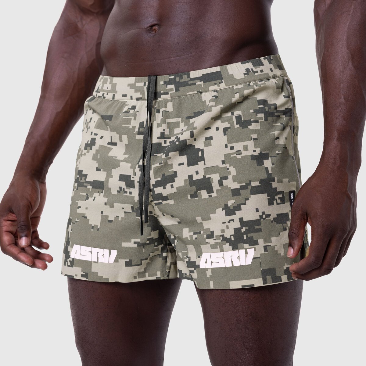1117. Aerotex™ 3" Distance Short - Digital Camo "Blade"