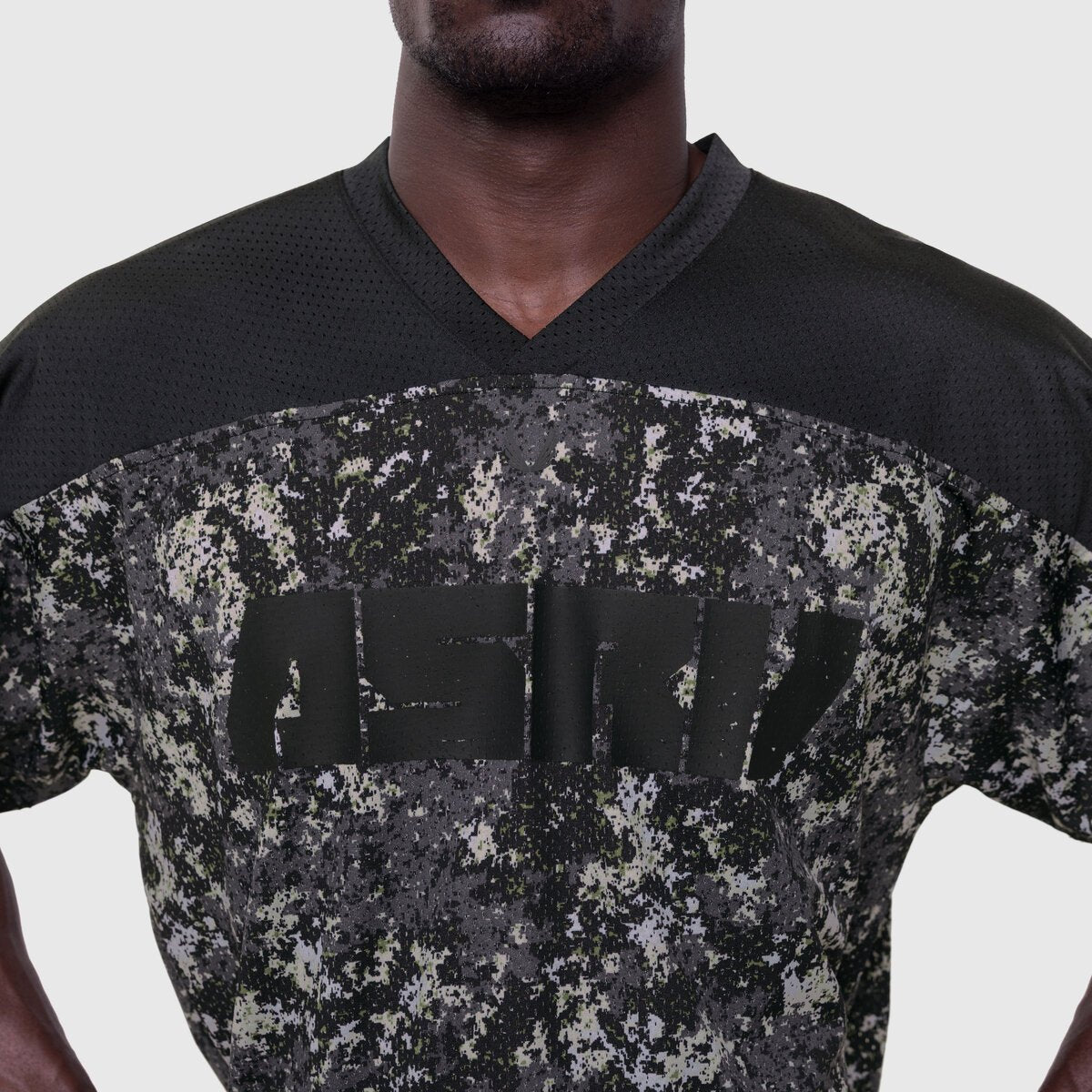 1111. Ion-Mesh™ Crop Jersey - Pixel Camo