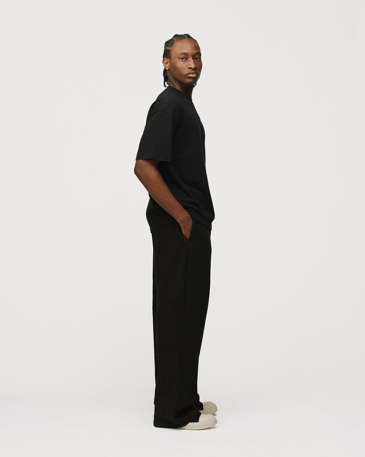 The World is Yours T-Shirt - Black