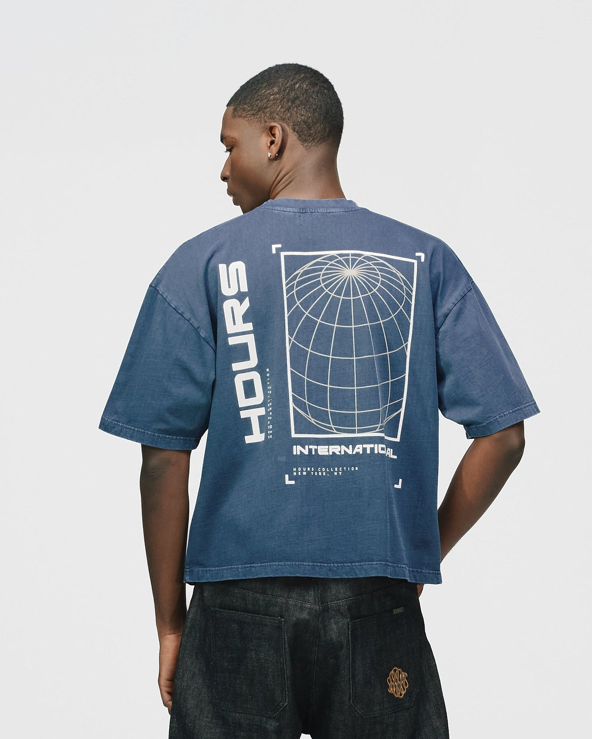 Hours International Cropped T-Shirt - Vintage Navy