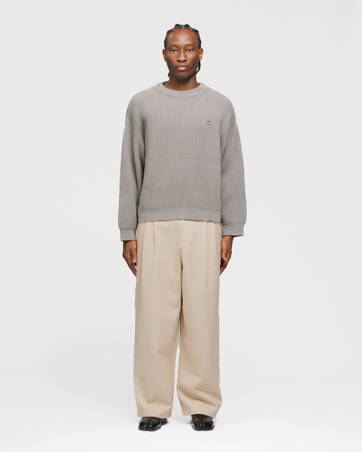 Signature Ribbed Sweater - Grey