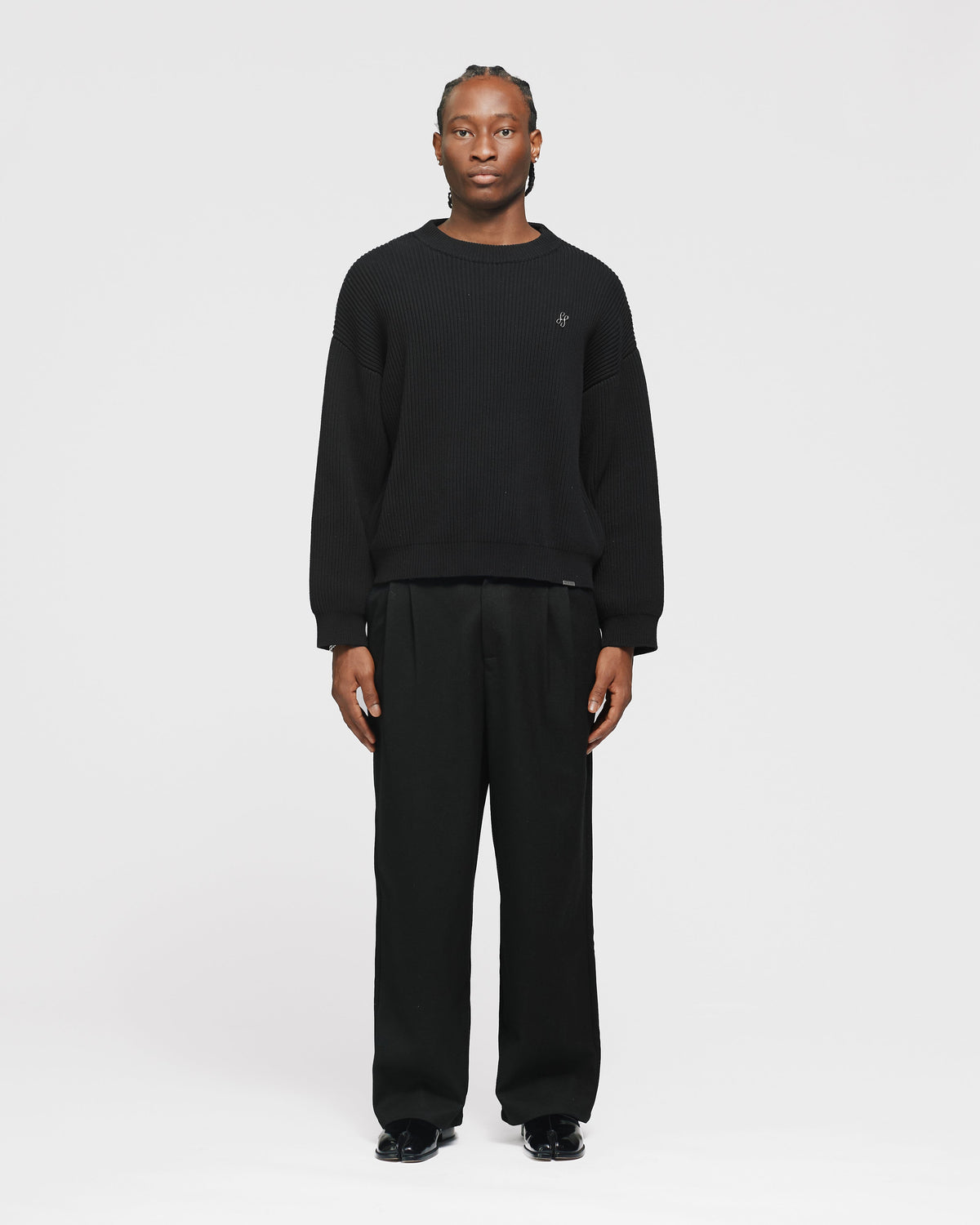 Signature Ribbed Sweater - Black