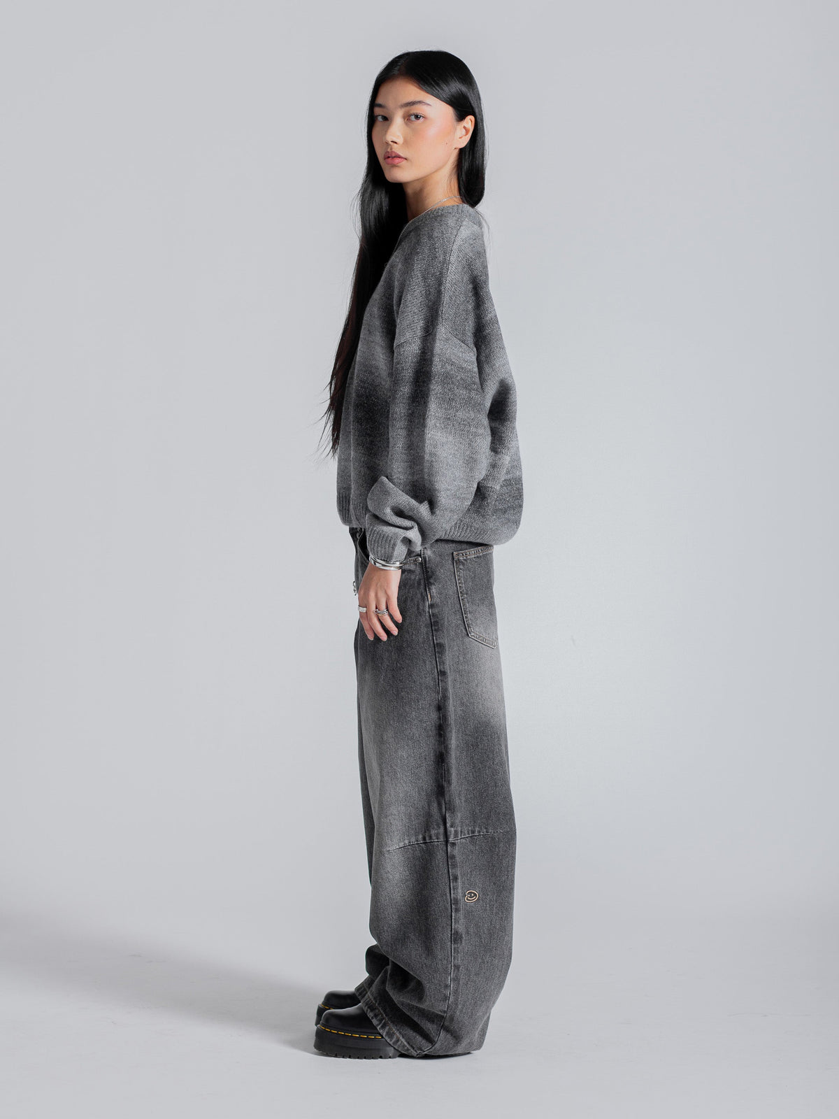 GRADIENT KNIT - SOFT SMOKE