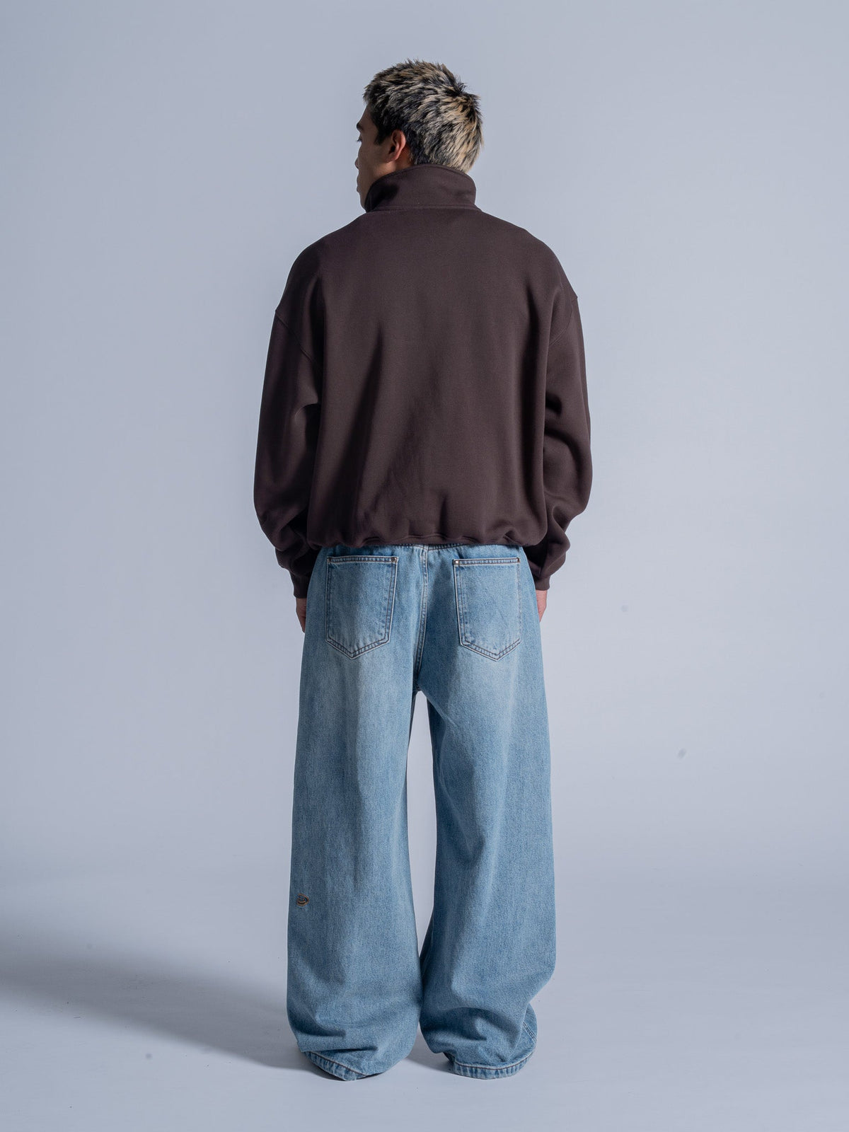 SIGNATURE BASIC QUARTER ZIP - COFFEE BROWN
