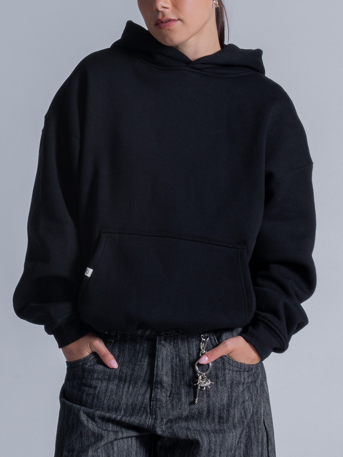 SIGNATURE BASIC HOODIE - BLACK