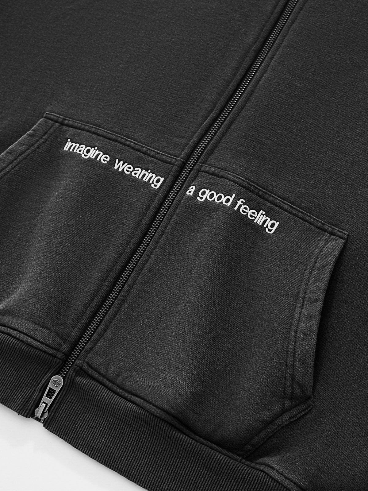 FLOATING LETTERS ZIP UP - VINTAGE BLACK