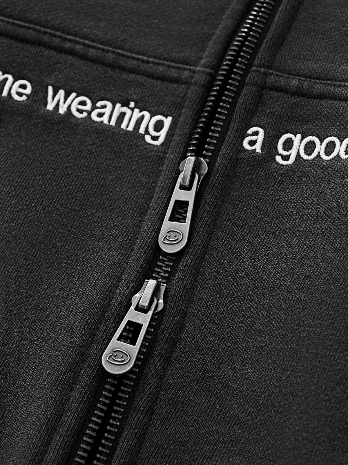 FLOATING LETTERS ZIP UP - VINTAGE BLACK