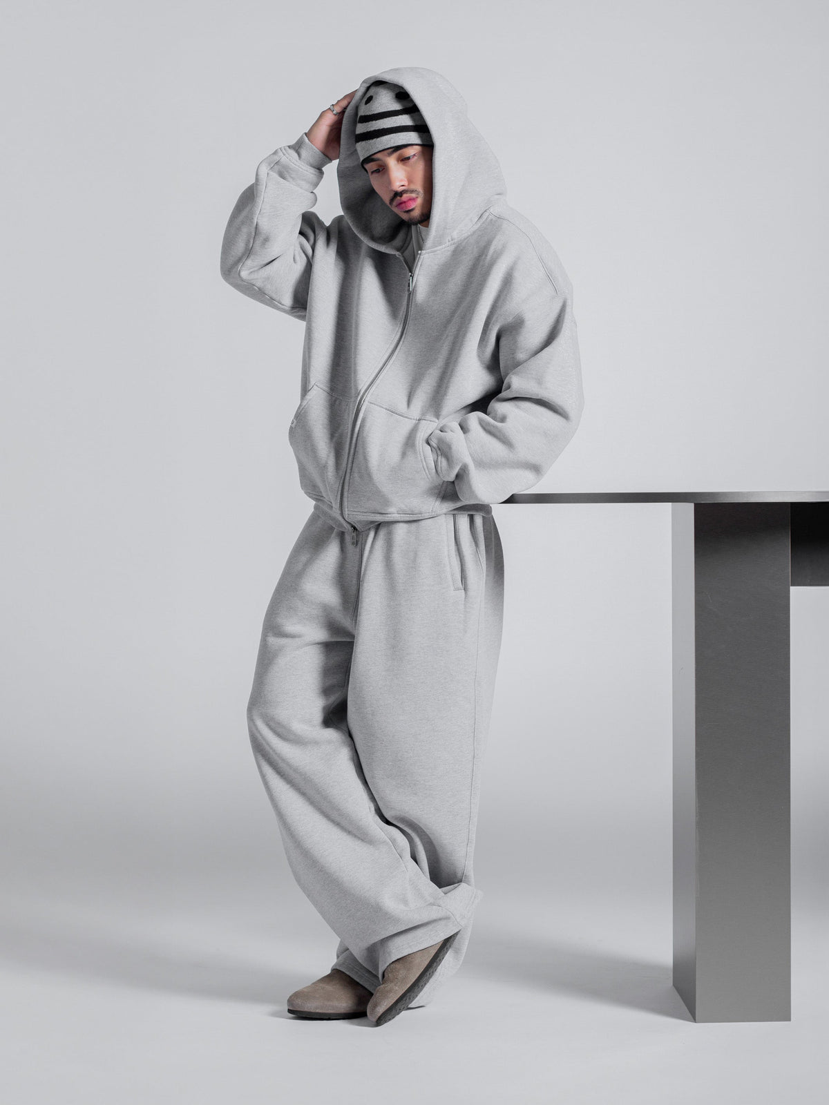 SIGNATURE BASIC ZIP UP - HEATHER GREY