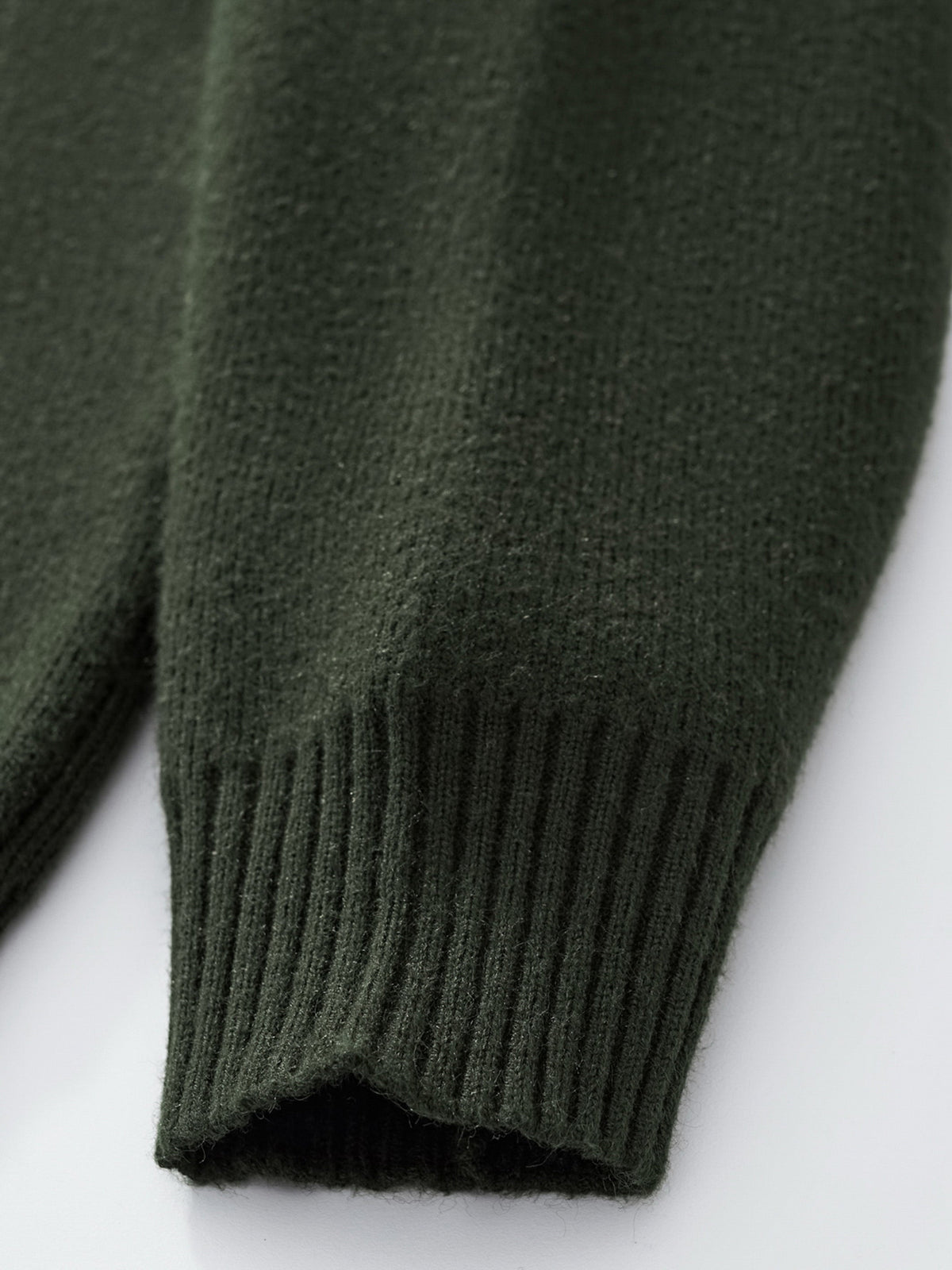 HEART KNIT SWEATER - DEEP OLIVE
