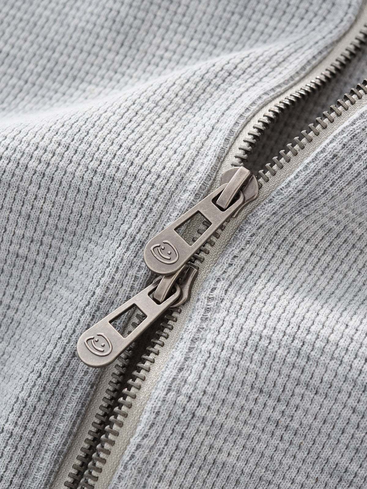 WAFFLE ZIP HOODIE - HEATHER GREY