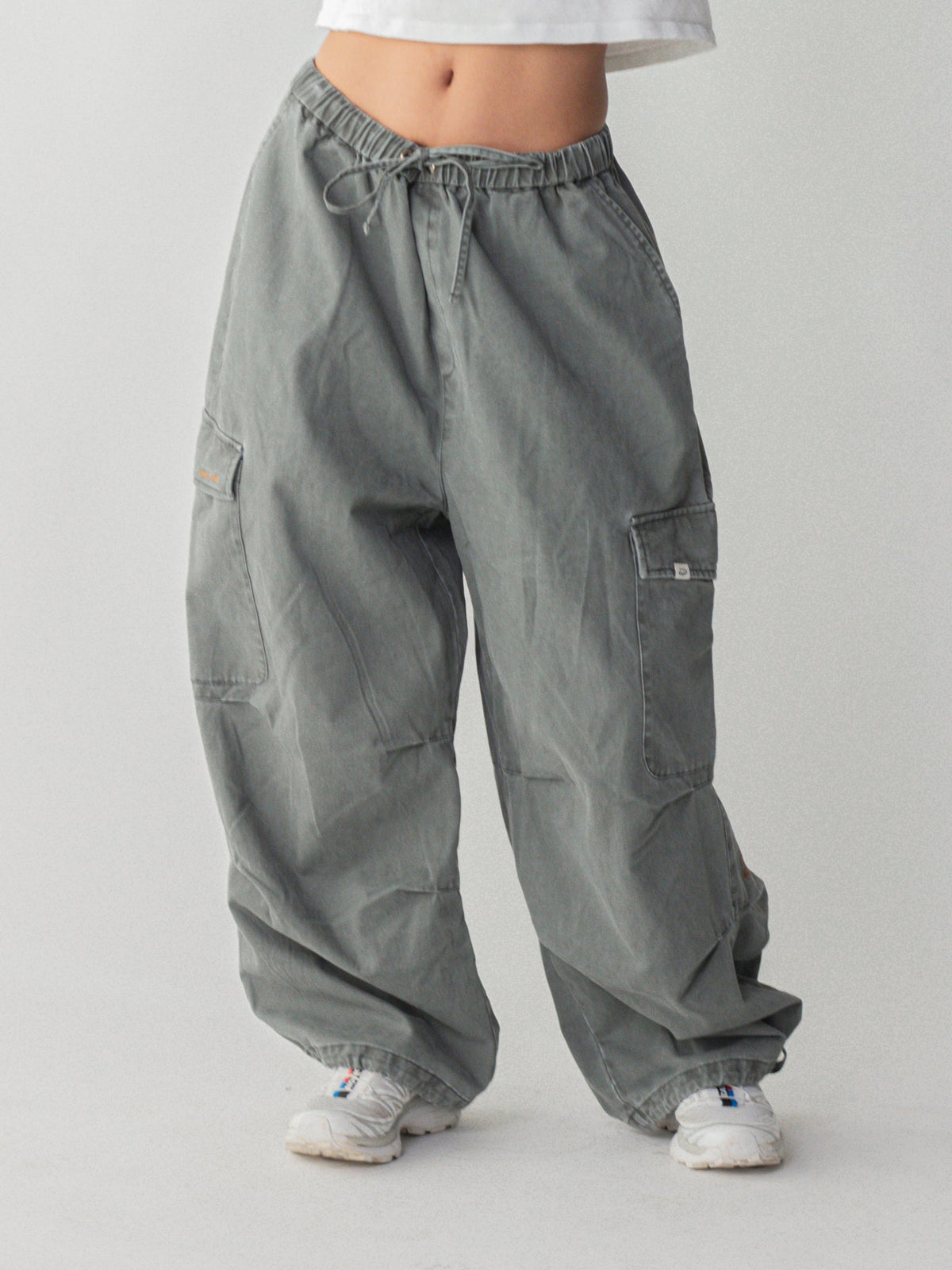 SMILEY LOGO PARACHUTE PANTS - SAGE