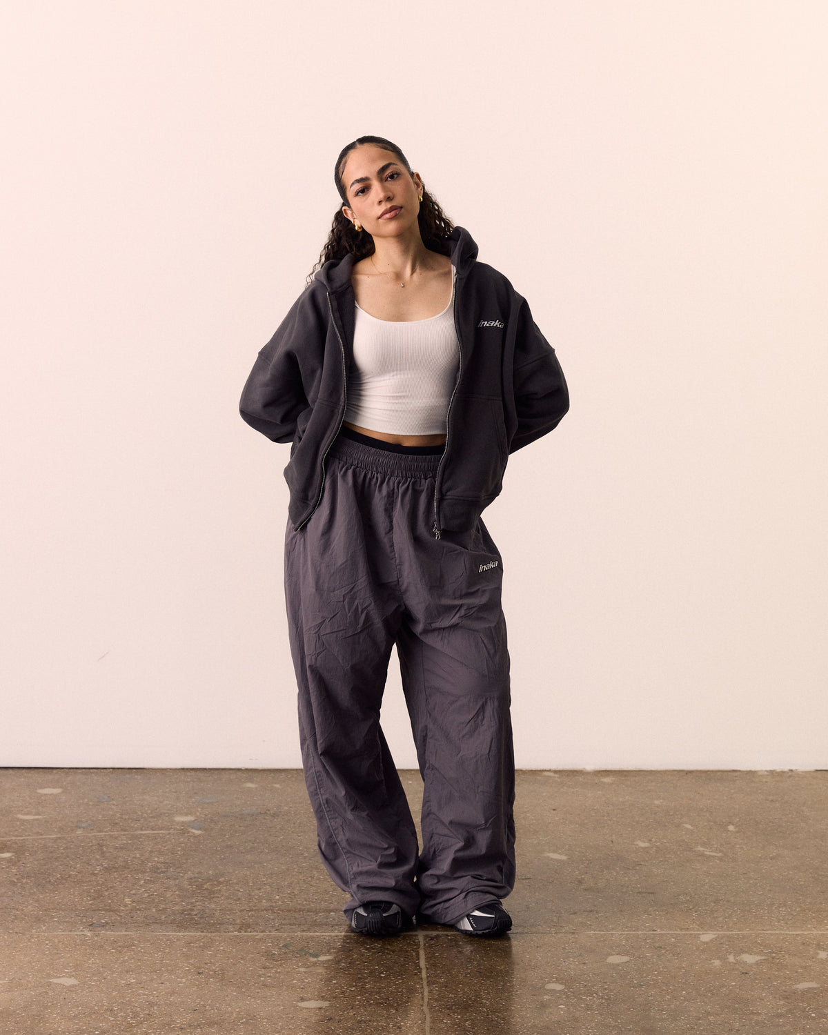 BASICS CROPPED DOUBLE ZIP HOODIE - GREY