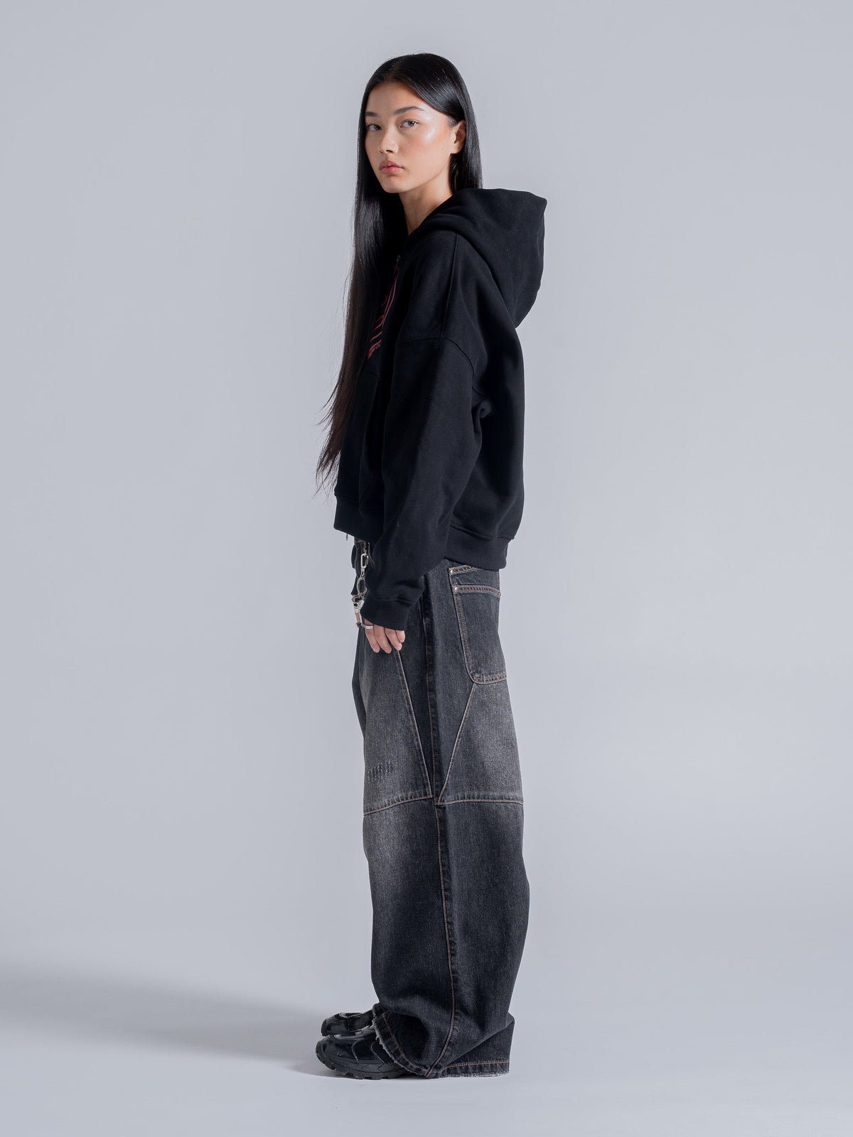 SMILEY BOXY DOUBLE ZIP - BLACK