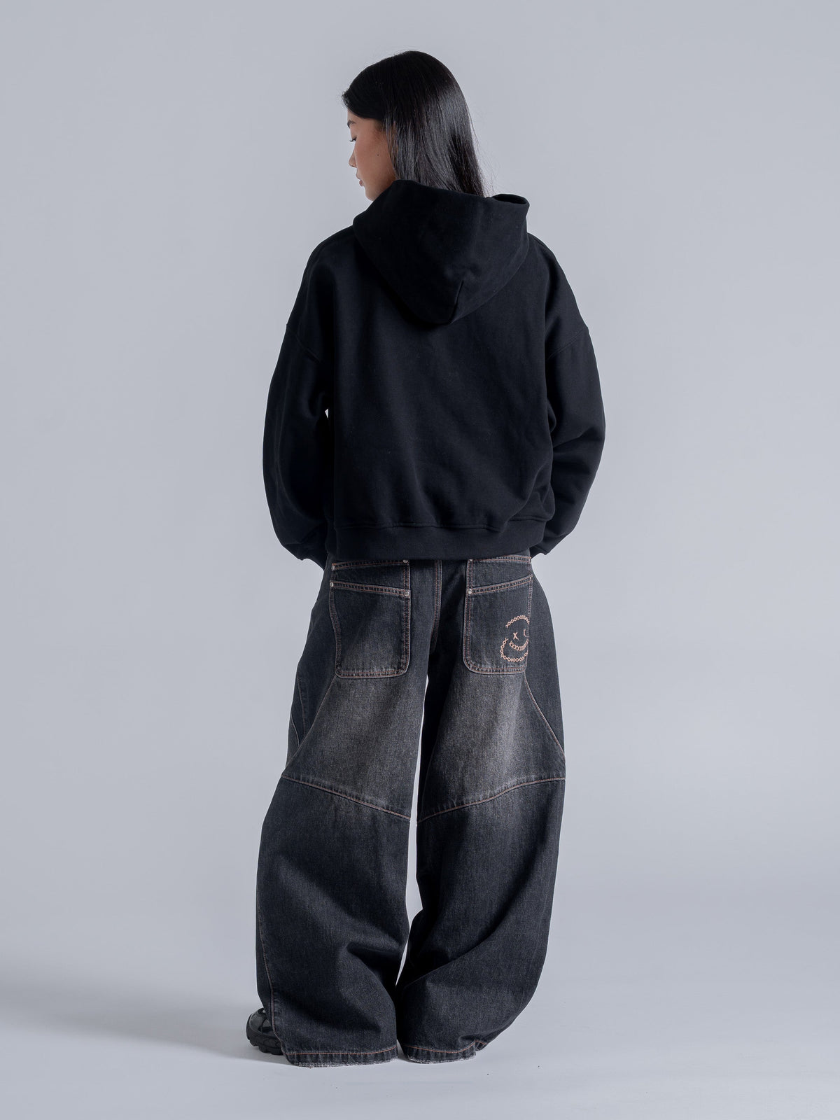 SMILEY BOXY DOUBLE ZIP - BLACK