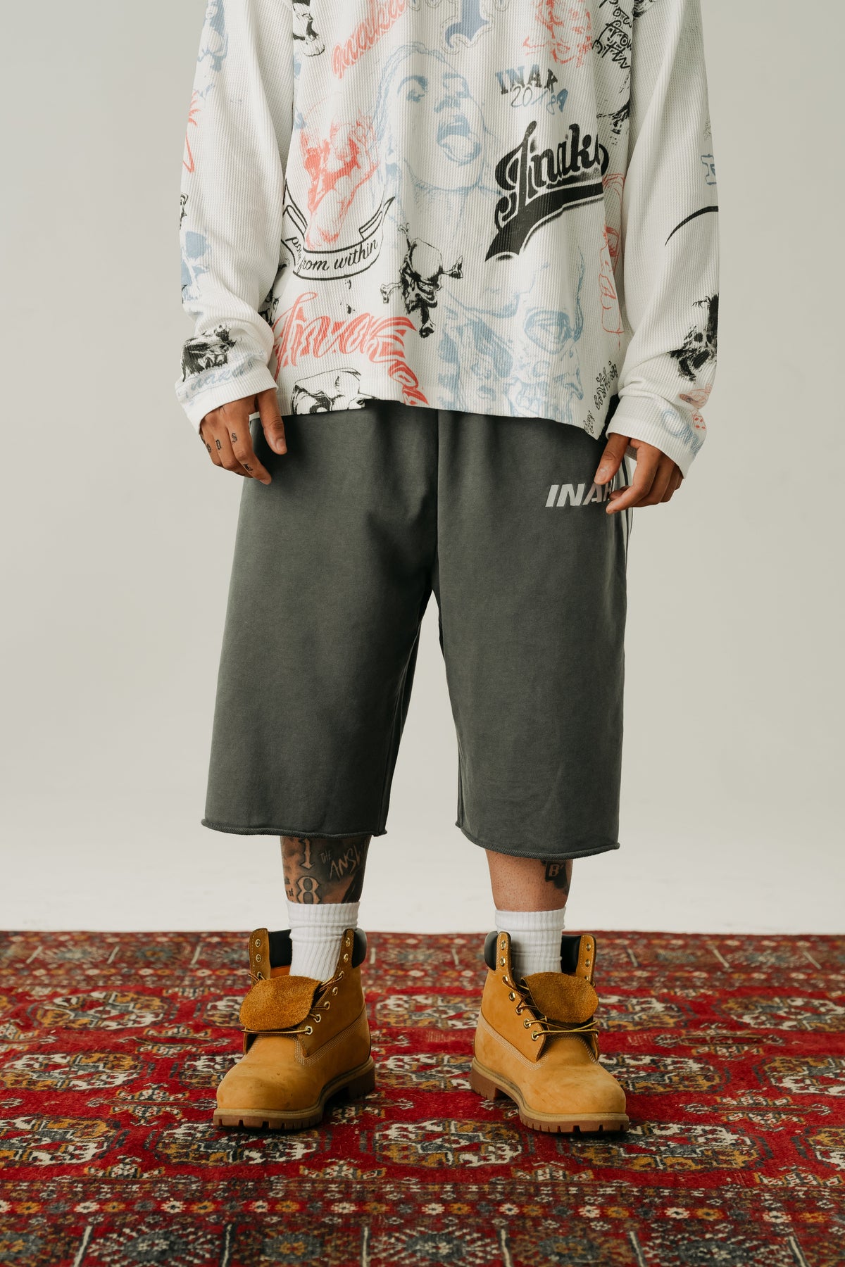 BAGGY SWEAT SHORTS - GRAY