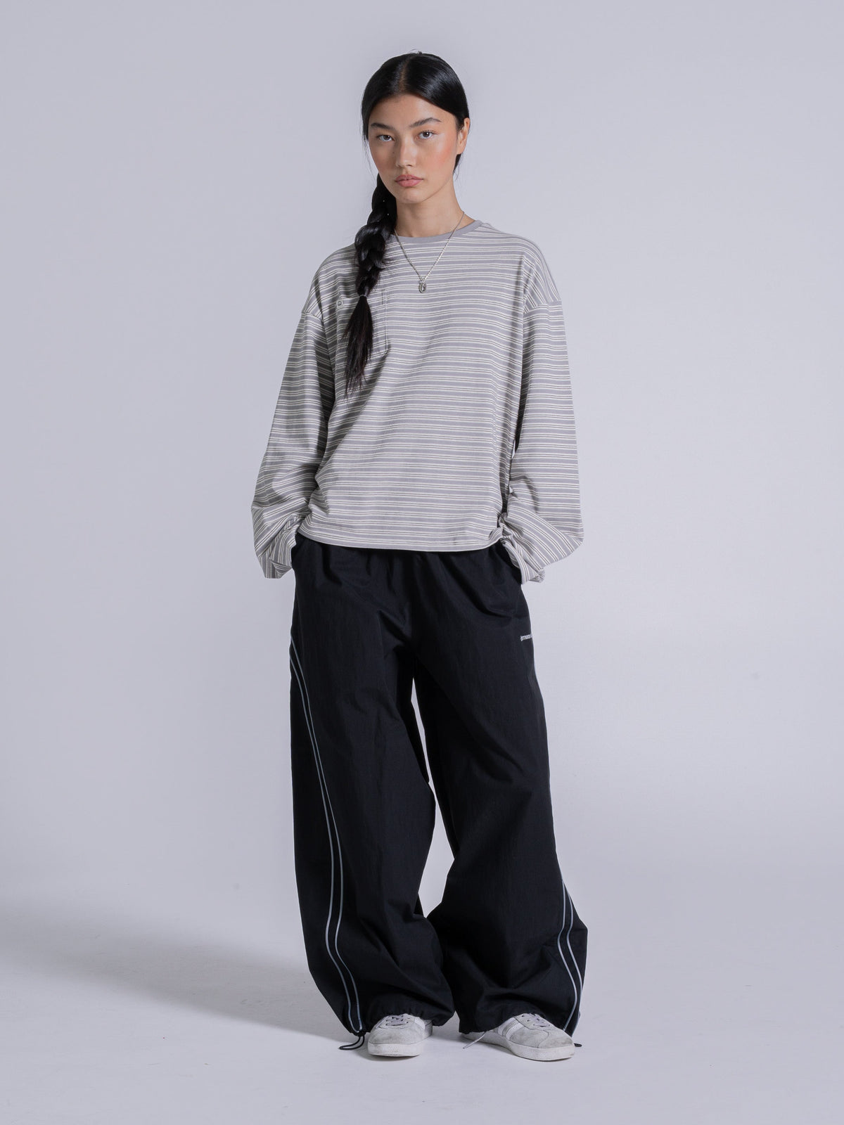 POCKET STRIPED LONG SLEEVE - LIGHT GREY