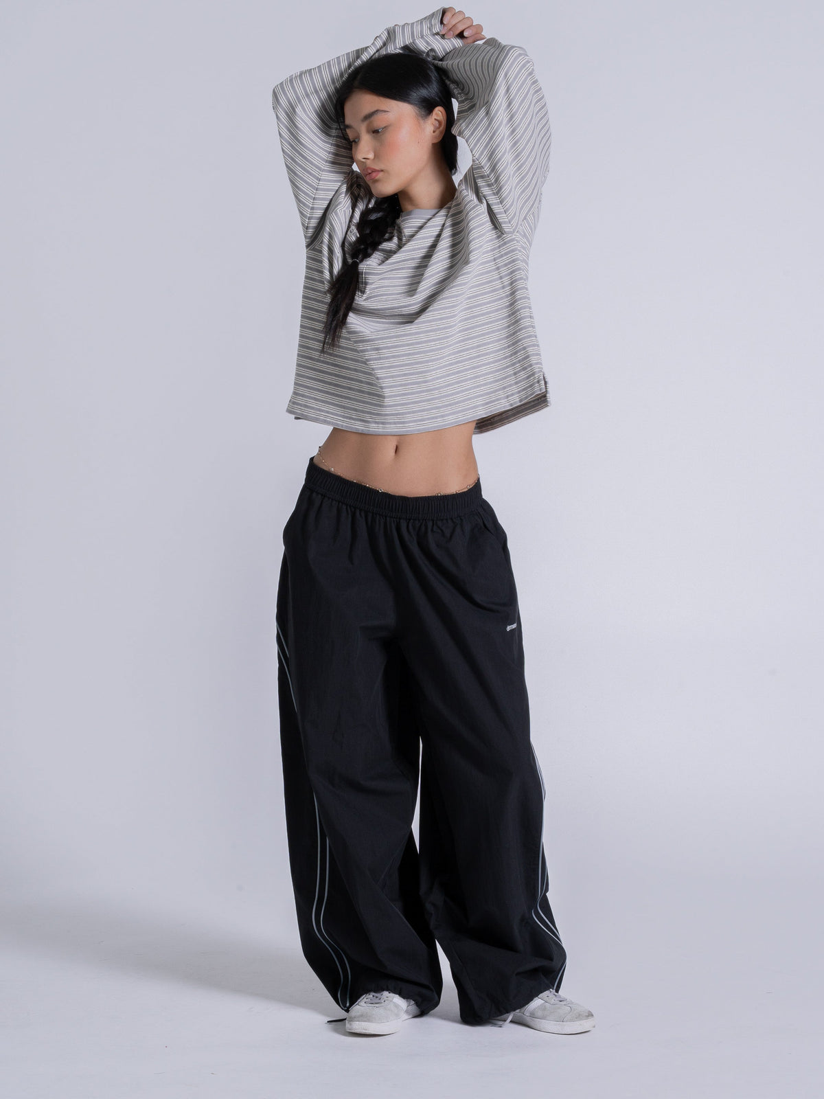 POCKET STRIPED LONG SLEEVE - LIGHT GREY